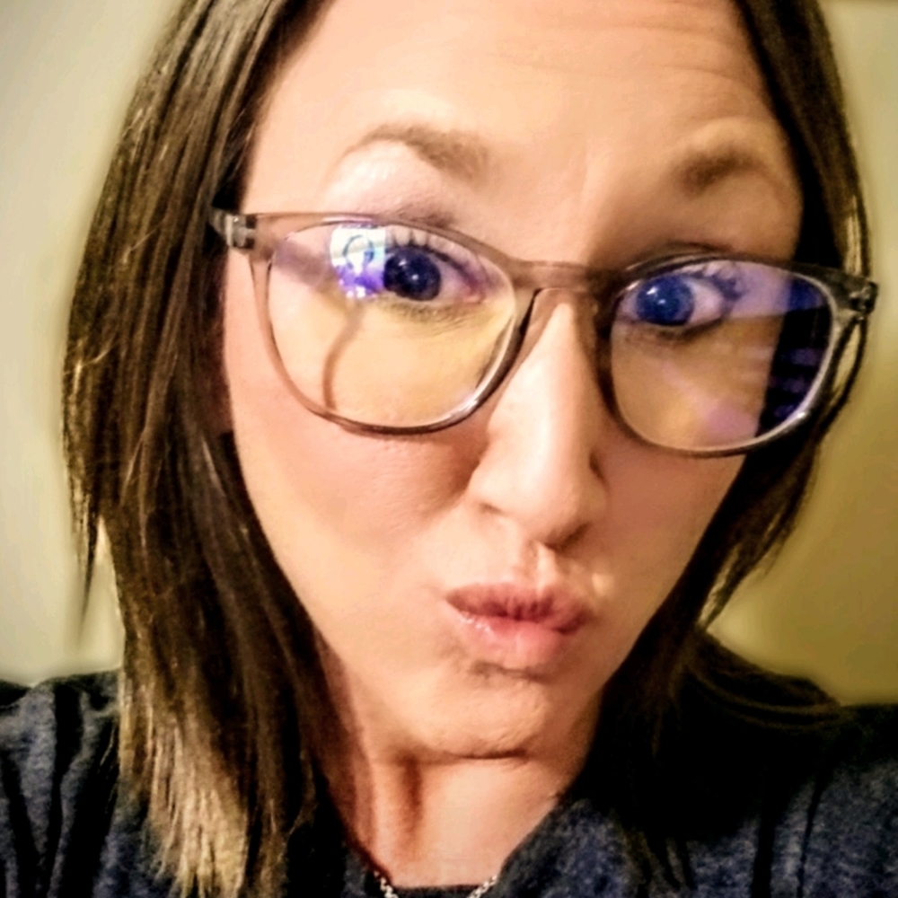 Meet your Posher, Alana